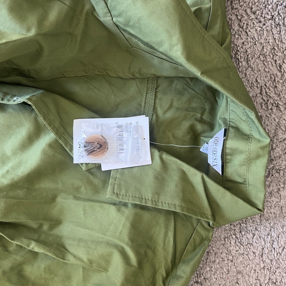 Men's Olive Green Cargo Pants – Classic Utility Style - Picture 4 of 6